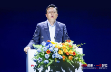 闪存普惠，一步到位：华为商业市场极简全闪数据中心Pro+赋能千行万业数智化转型
